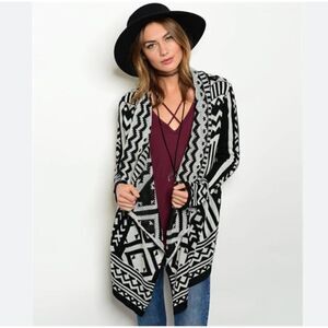 Black and white Brynn Aztec cardigan size sm/med